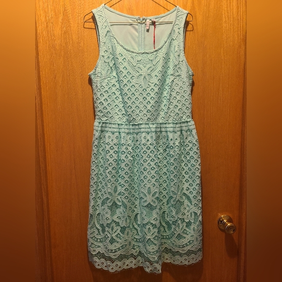 Elle Dresses & Skirts - NWT Elle Mint Green Lace Dress Size 8